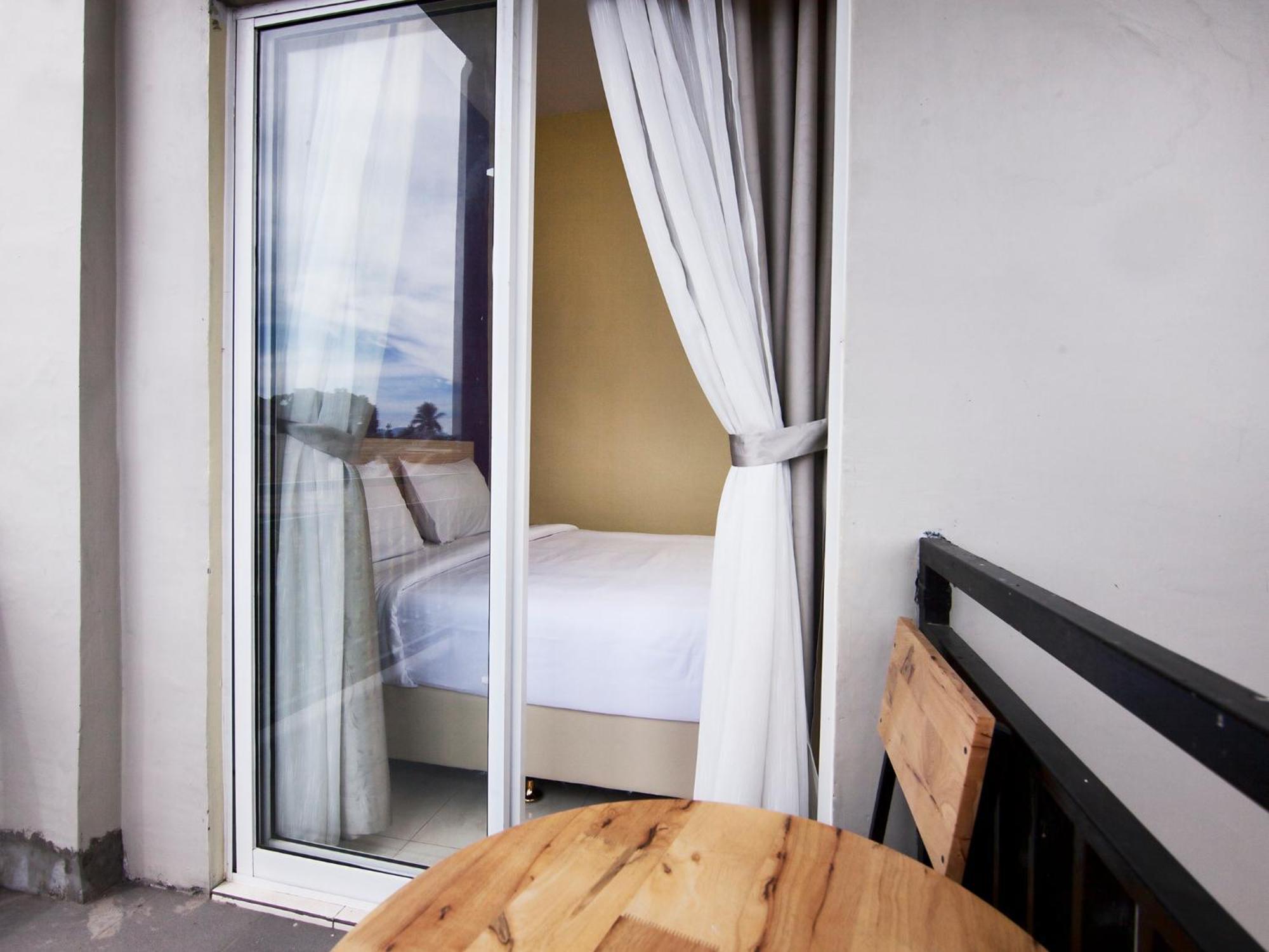 Rap Hotel Balige Extérieur photo